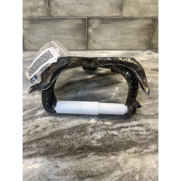 OCTOPUS Nautical Decorative Silver Toned Toilet Paper Holder Bathroom Decor - Picture 3 of 4